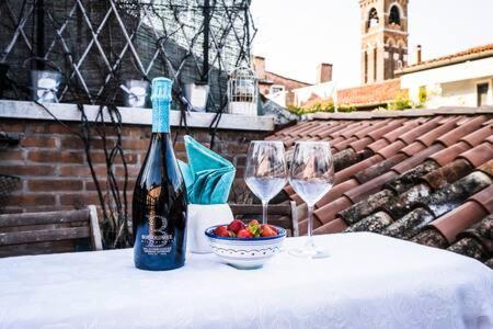 Loggia Rialto Apartments Βενετία Εξωτερικό φωτογραφία